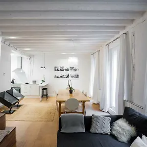 apartamento-minimalista-en-el-corazon-de-bilbao.basquecountryhotels.org/